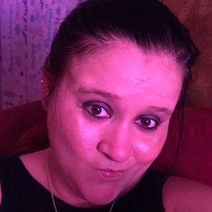 Meet your Posher, Alicia